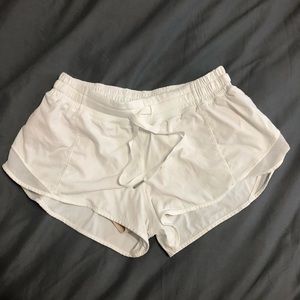 White lululemon shorts
